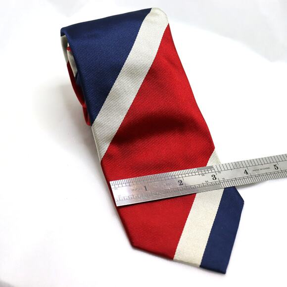 Vintage Burberrys of London Red Navy Wide Stripe Silk Tie 3.25” Blade - Picture 2 of 3